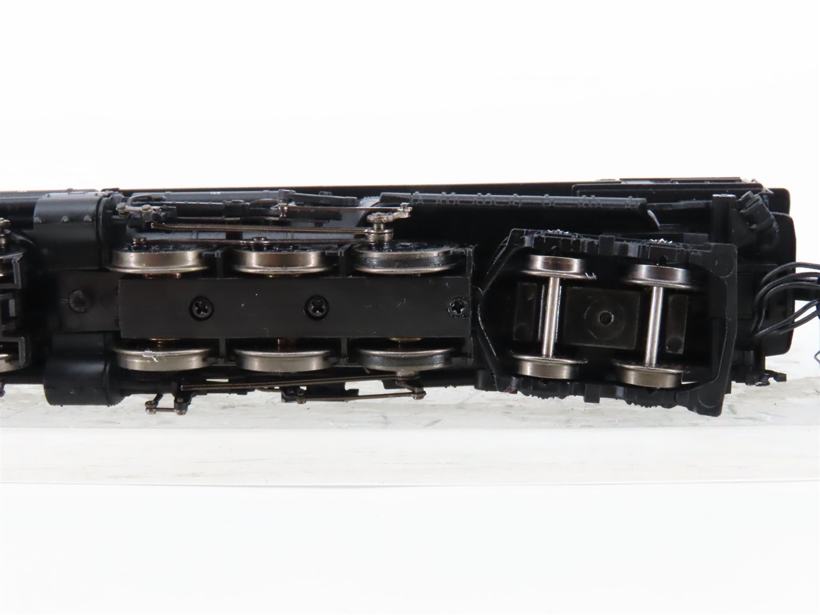 N Scale Athearn Genesis 11802 UP Union Pacific 4-6-6-4 Steam Loco #3985 DCC ONLY