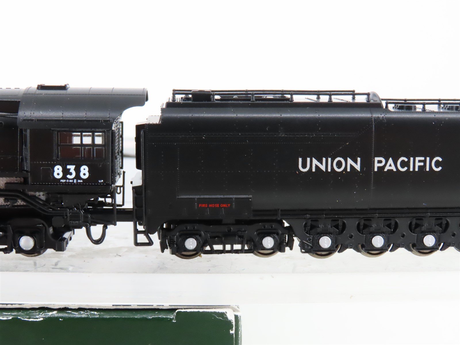 N Scale KATO 126-0402 UP Union Pacific FEF-3 4-8-4 Steam Locomotive #838