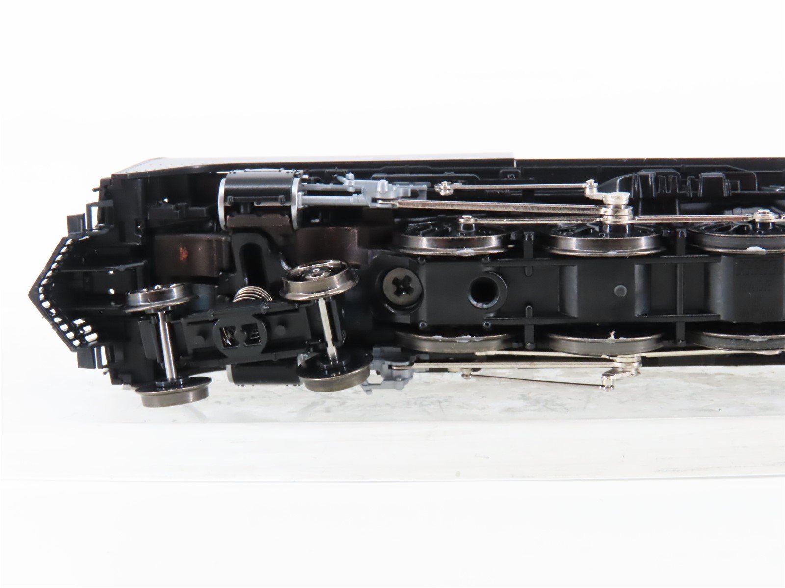 N Scale KATO 126-0402 UP Union Pacific FEF-3 4-8-4 Steam Locomotive #838