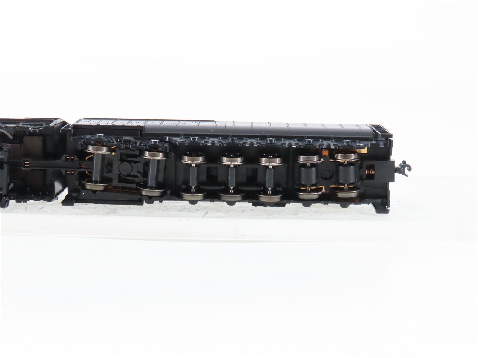 N Scale KATO 126-0402 UP Union Pacific FEF-3 4-8-4 Steam Locomotive #838
