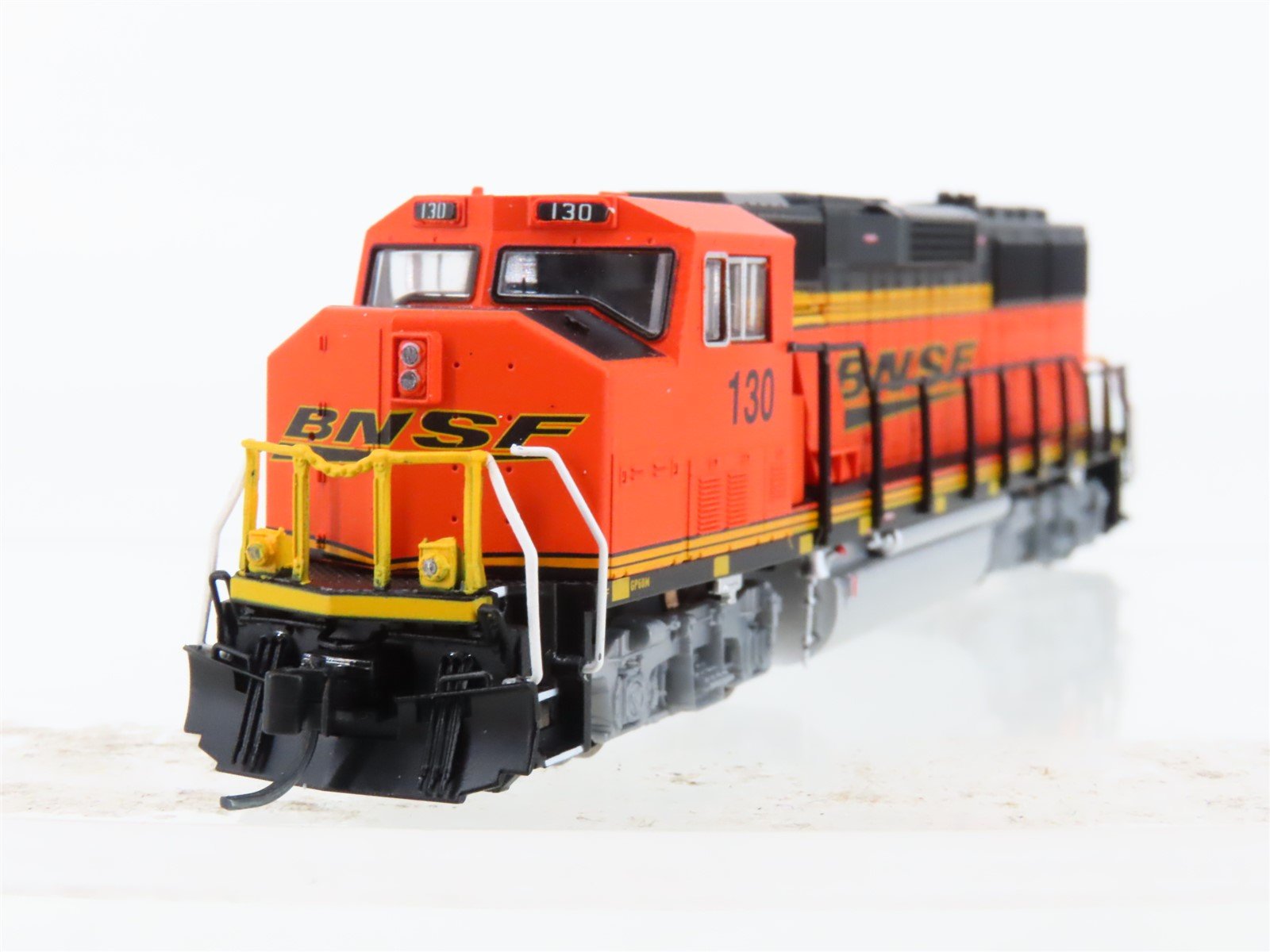 N Scale Fox Valley FVM 70509 BNSF Railway GP60M Diesel Locomotive #130