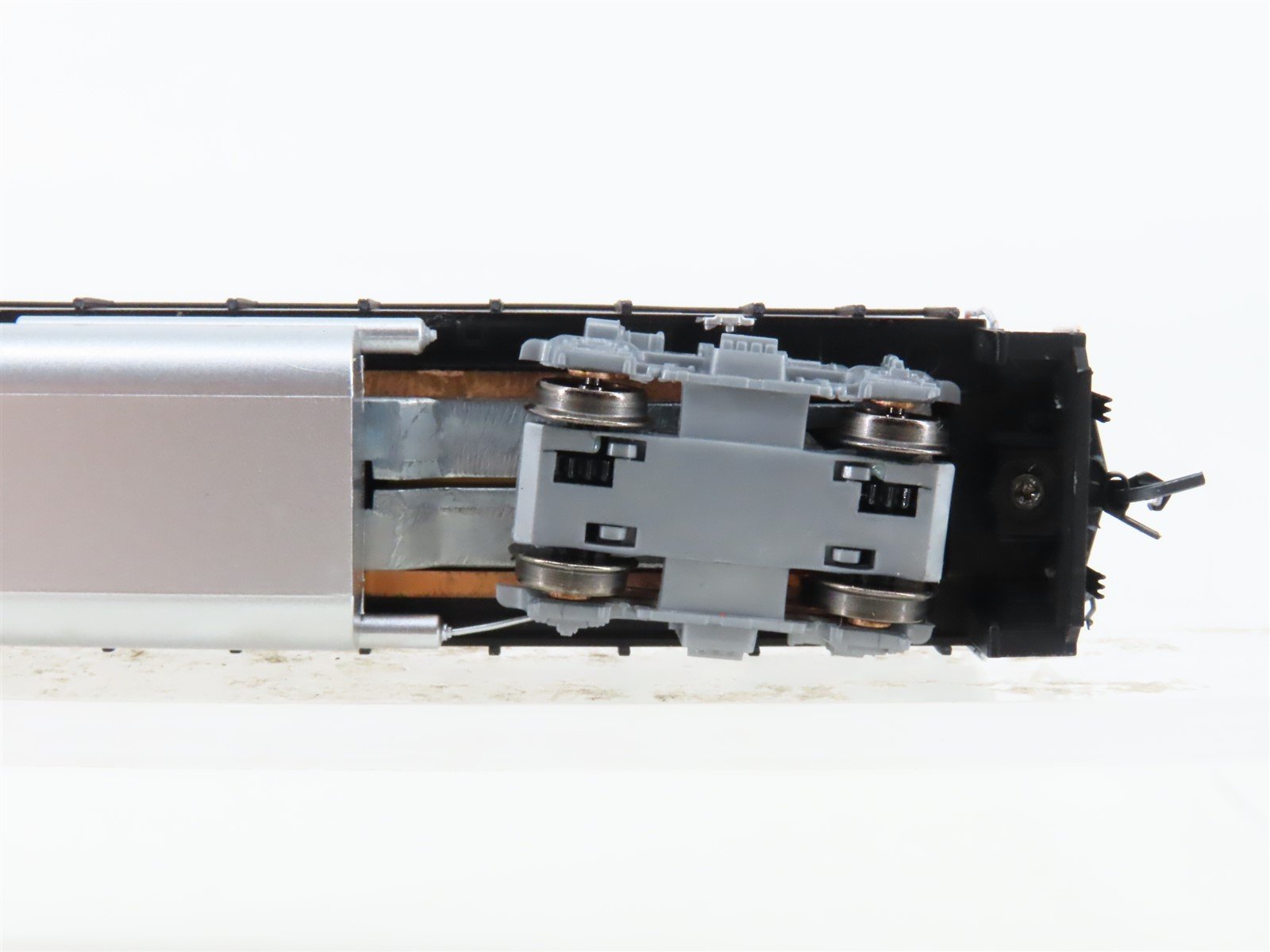 N Scale Fox Valley FVM 70509 BNSF Railway GP60M Diesel Locomotive #130