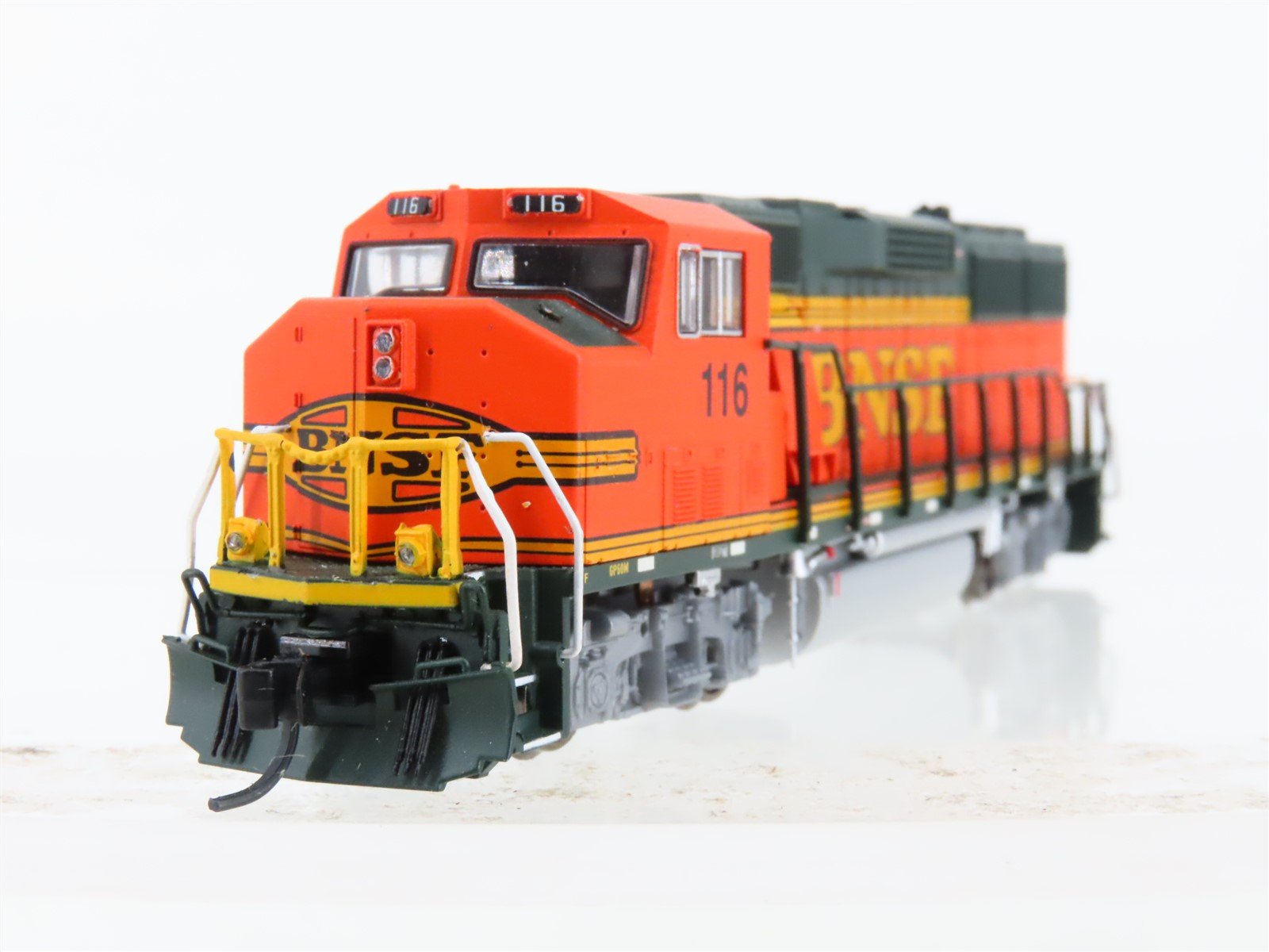 N Scale Fox Valley FVM 70506 BNSF Railway H2 Paint GP60M Diesel Locomotive #116