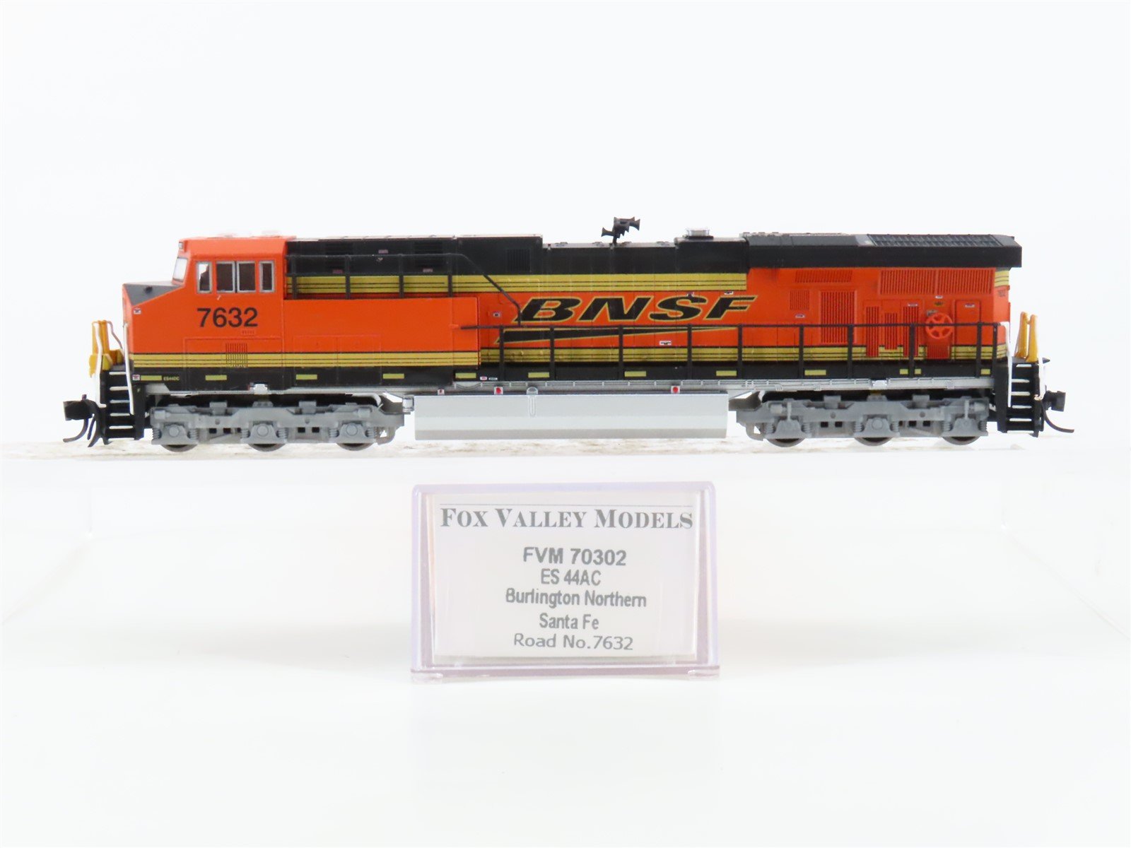 N Scale Fox Valley FVM 70302 BNSF Railway ES44AC Diesel Locomotive #7632