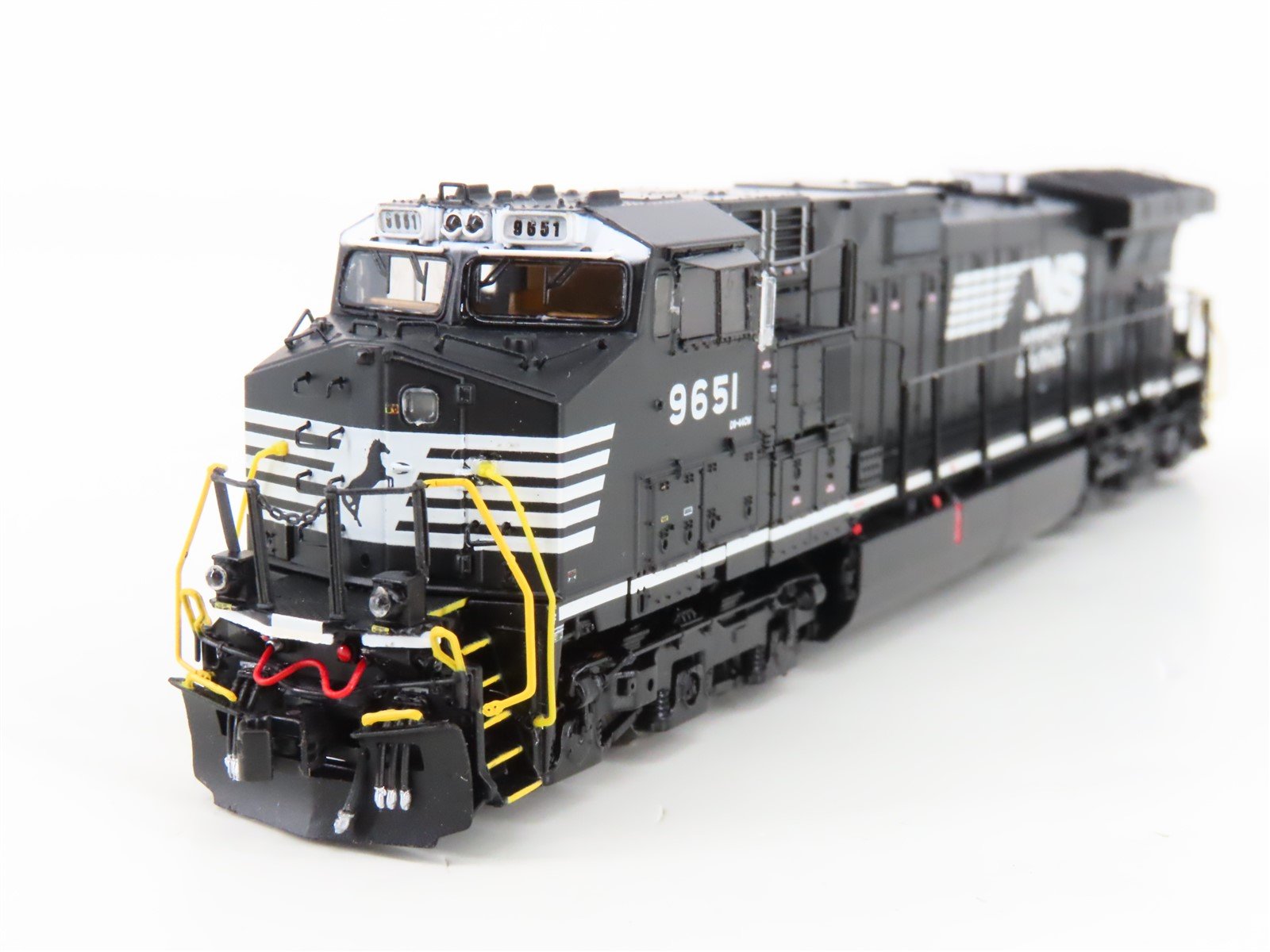 N Scaletrains.com SXT31518 NS Norfolk Southern C44-9W Diesel Locomotive #9651