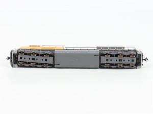N Scale KATO 176-8425 UP Union Pacific SD70ACe Diesel Locomotive #8453
