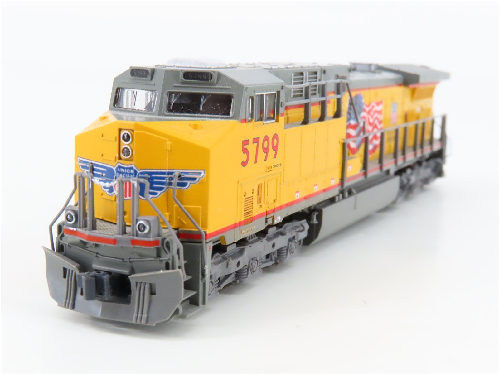 N Scale KATO UP Union Pacific Flag AC4400CW Diesel Locomotive #5799