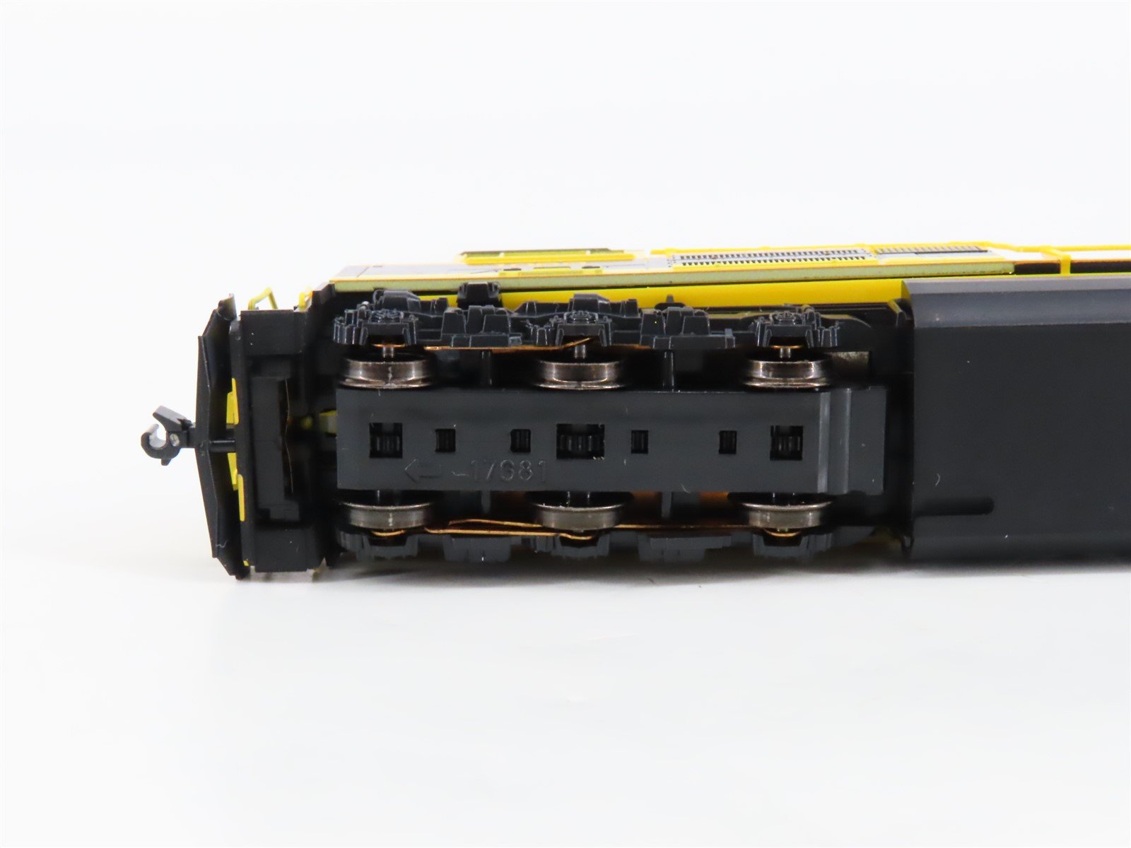 N Scale KATO 176-8505 NS Virginian Heritage SD70ACe Diesel Locomotive #1069