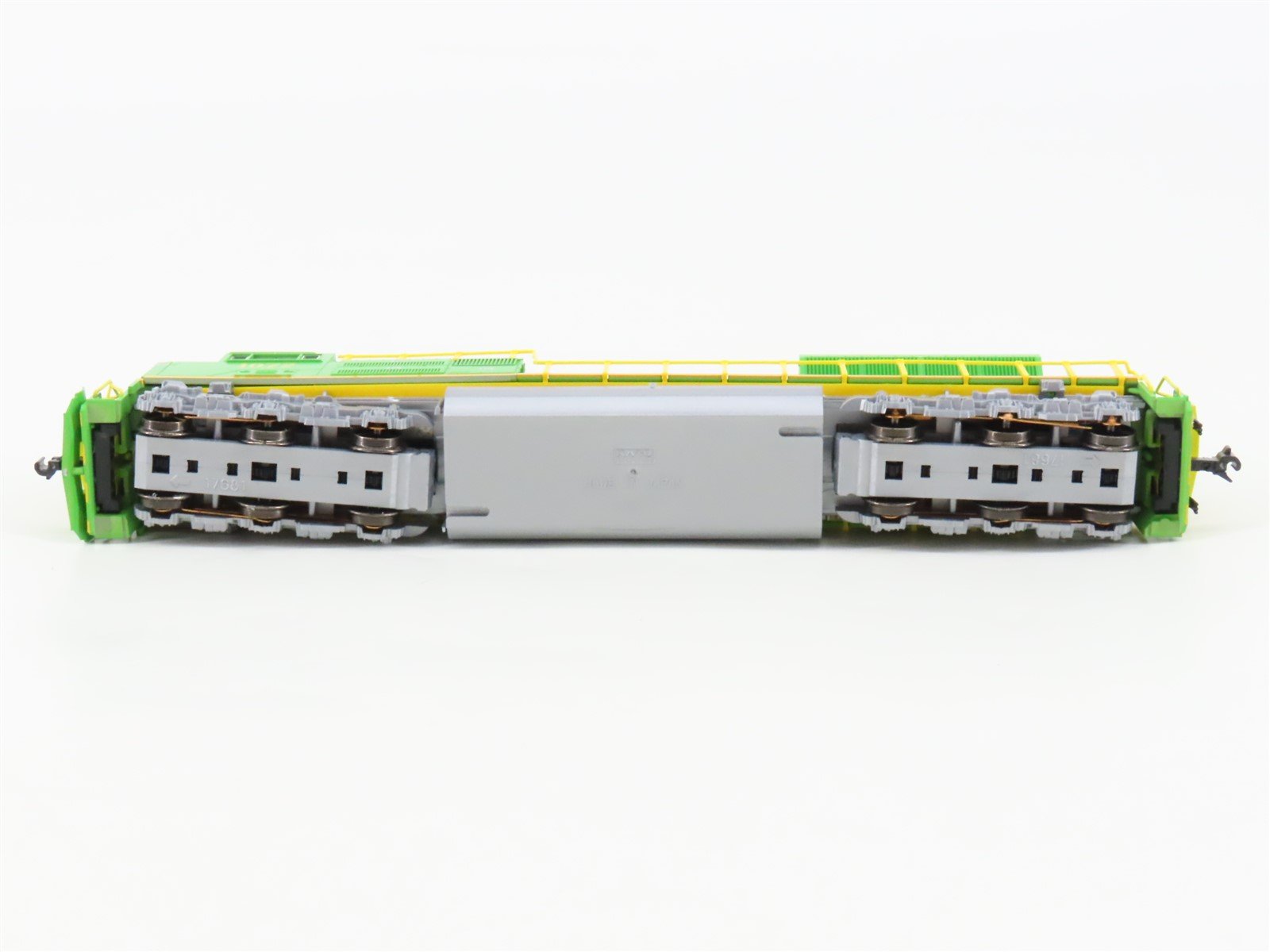N Scale KATO 176-8502 NS Illinois Terminal Heritage SD70ACe Diesel Loco #1072