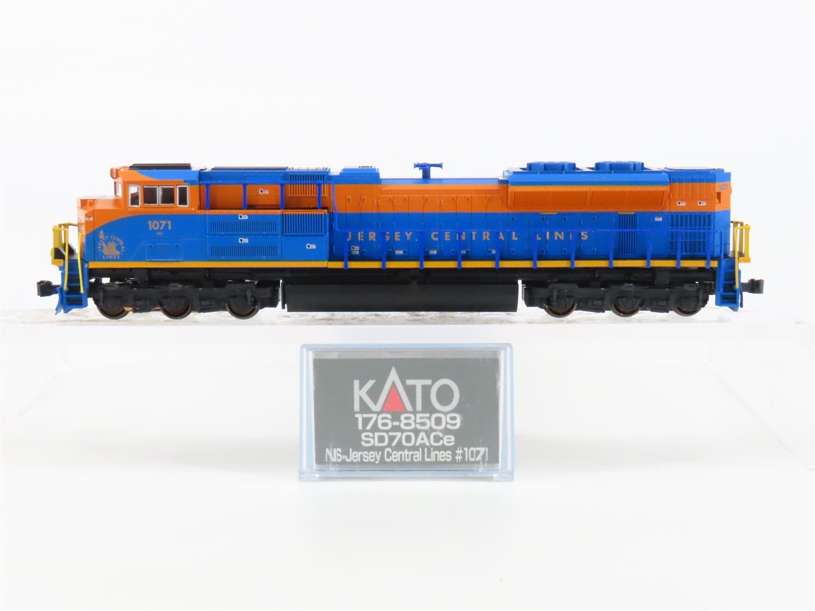 N Scale KATO 176-8509 NS Jersey Central Heritage SD70ACe Diesel Locomotive #1071
