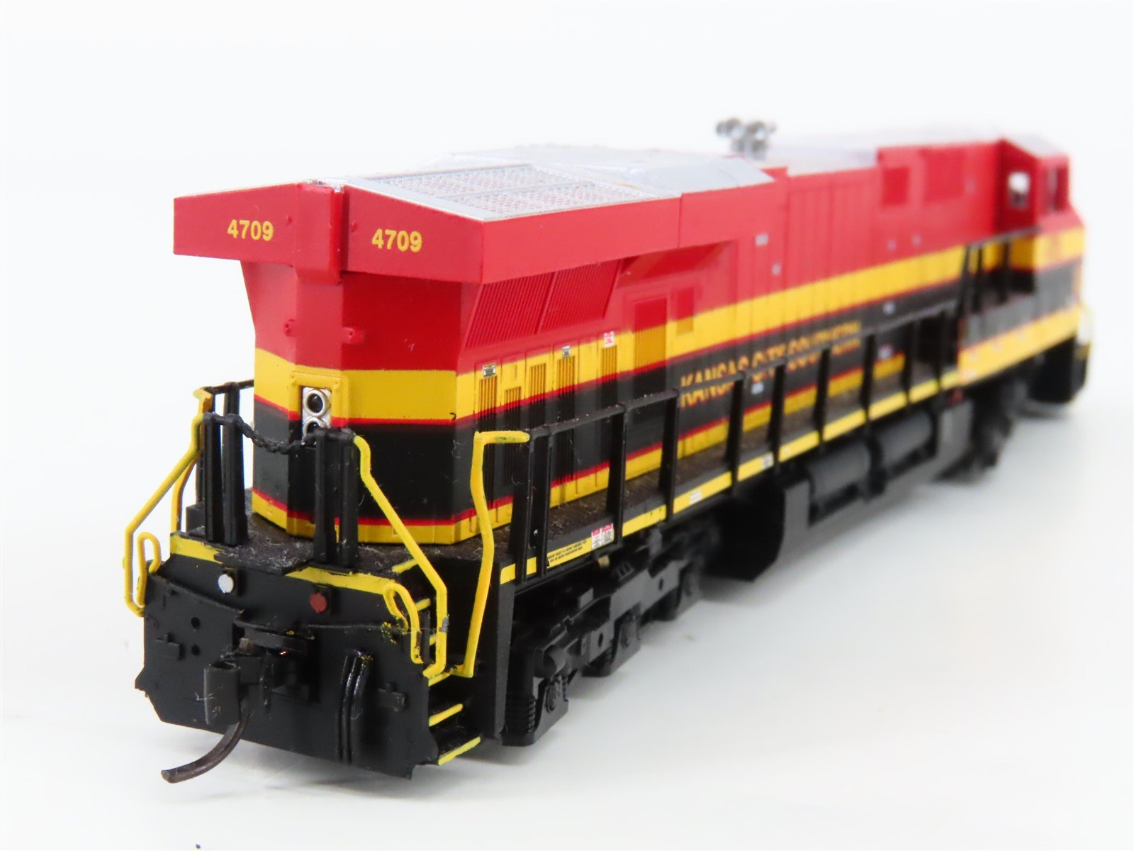 N Scale KATO KCS Kansas City Southern ES44AC Diesel Locomotive #4709