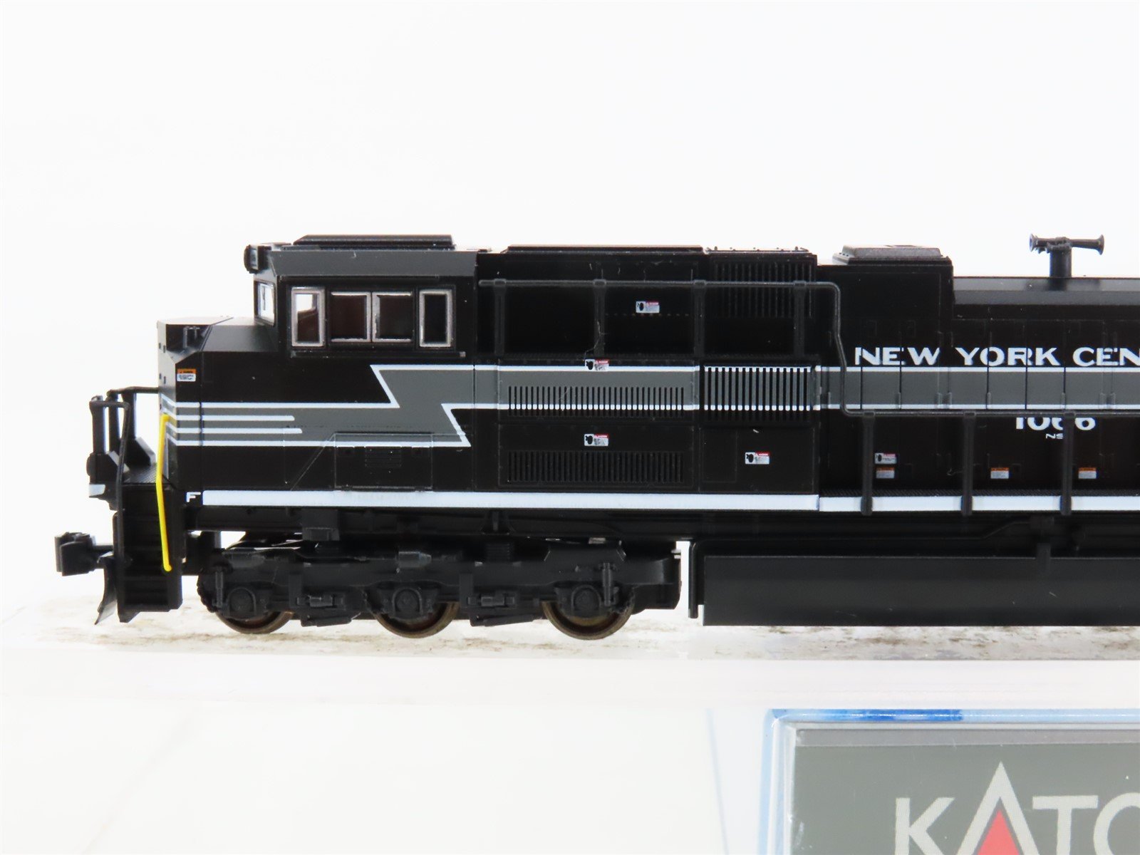 N KATO 176-8504 NS New York Central Heritage SD70ACe Diesel Locomotive #1066