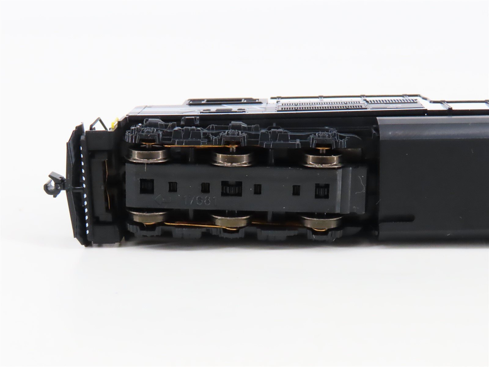 N KATO 176-8504 NS New York Central Heritage SD70ACe Diesel Locomotive #1066