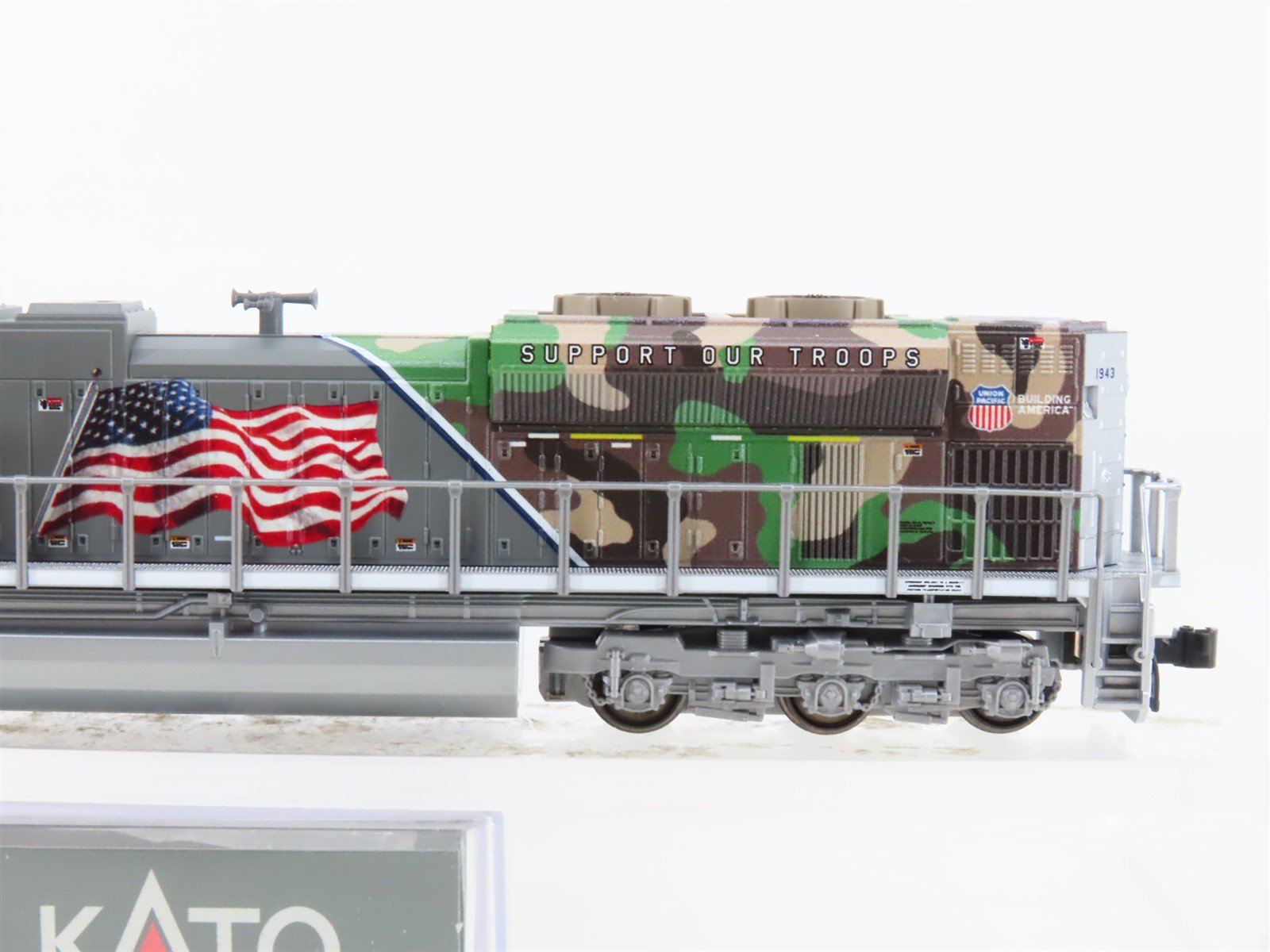 N Scale KATO 176-1943 UP 