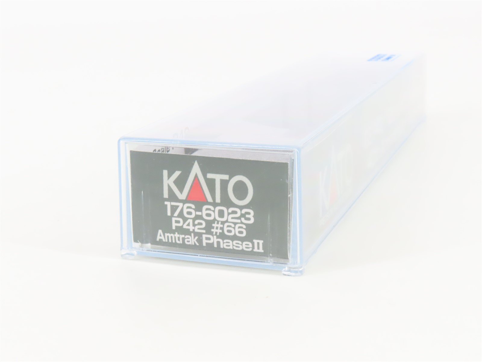 N Scale KATO 176-6023 Amtrak Phase II P42 Diesel Locomotive #66