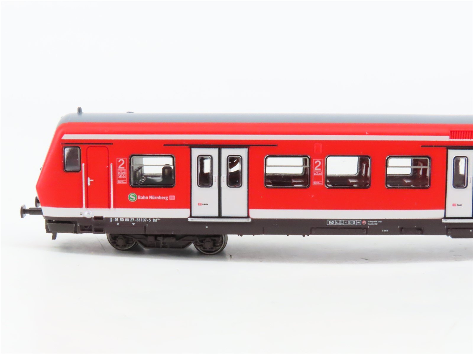 N Scale Trix 15890 DB Deutsche Bahn Wagon & Control Passenger 2-Car Set