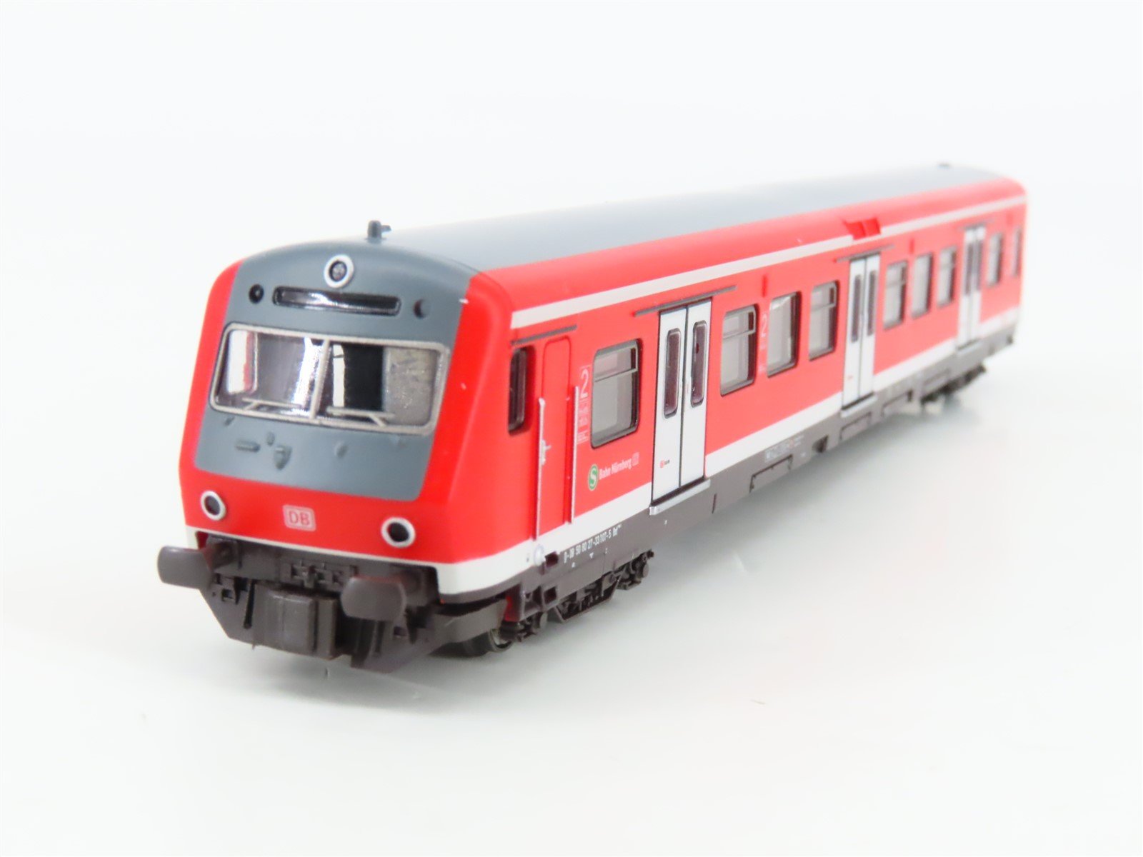 N Scale Trix 15890 DB Deutsche Bahn Wagon & Control Passenger 2-Car Set