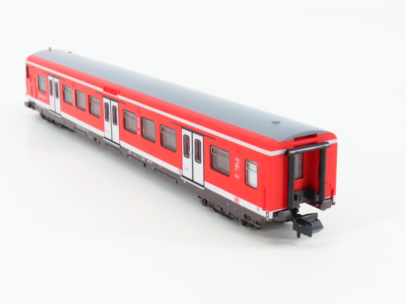 N Scale Trix 15890 DB Deutsche Bahn Wagon & Control Passenger 2-Car Set
