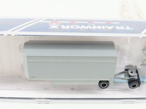 N Scale Trainworx Unlettered 28' Parcel Van Trailer #287004