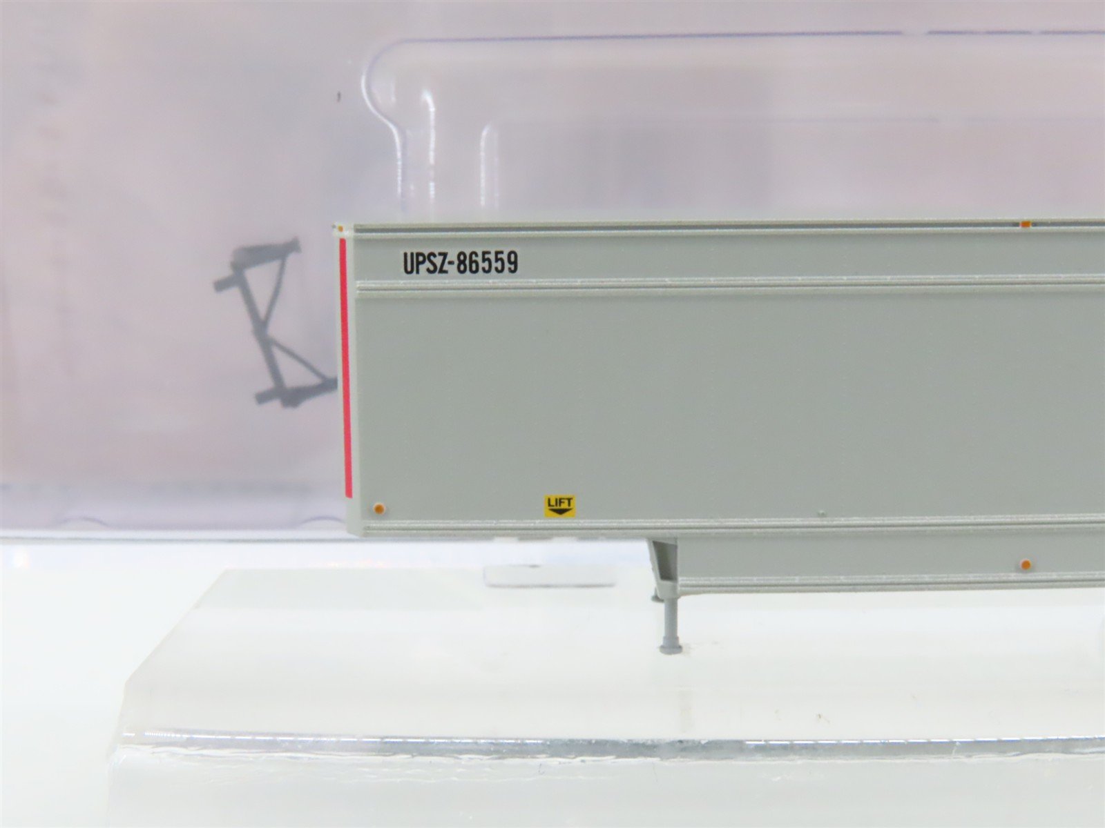 N Scale Trainworx 40144-40 UPSZ 40' Parcel Van Trailer #86559