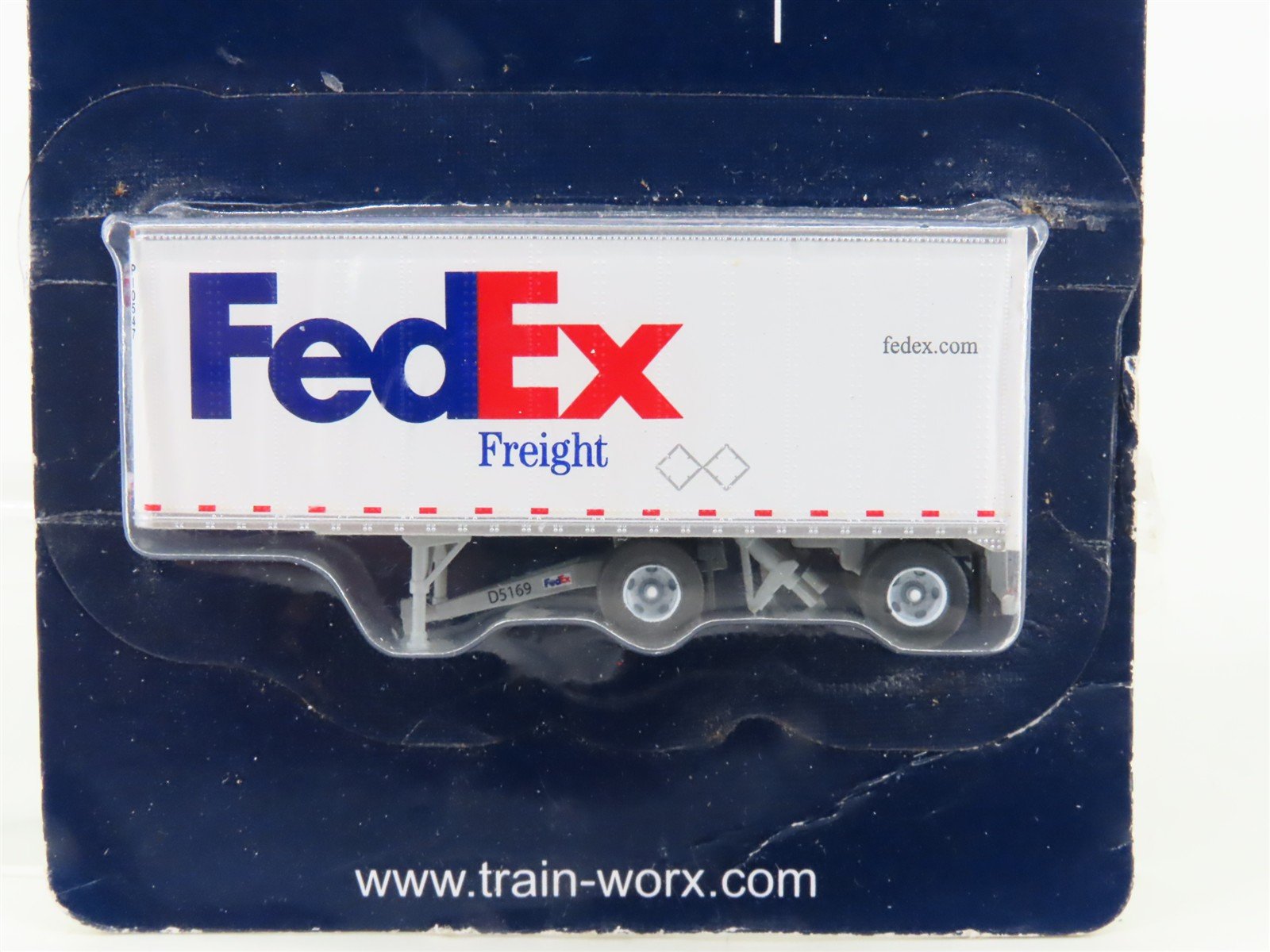 N Scale TrainWorx 42889-16 FedEx 28' Pup Trailer #P10547