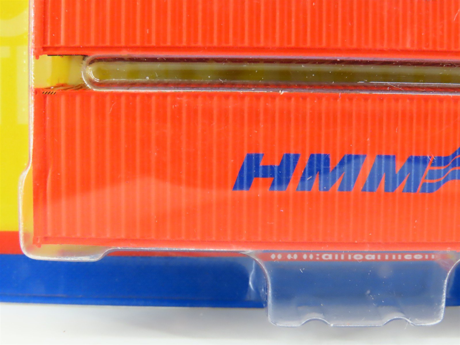 N Scale Athearn ATH17648 HMM Hyundai Merchant 40' Corrugated Container 3-Pack