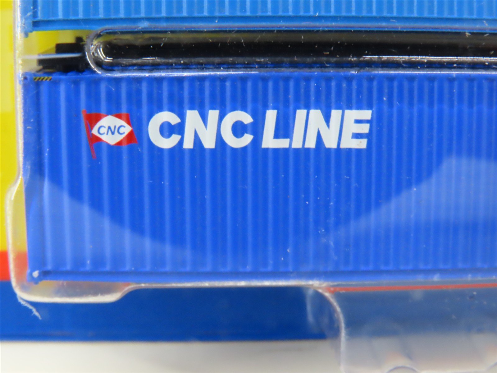 N Scale Athearn ATH17646 Assorted 40' Corrugated Container 3-Pack