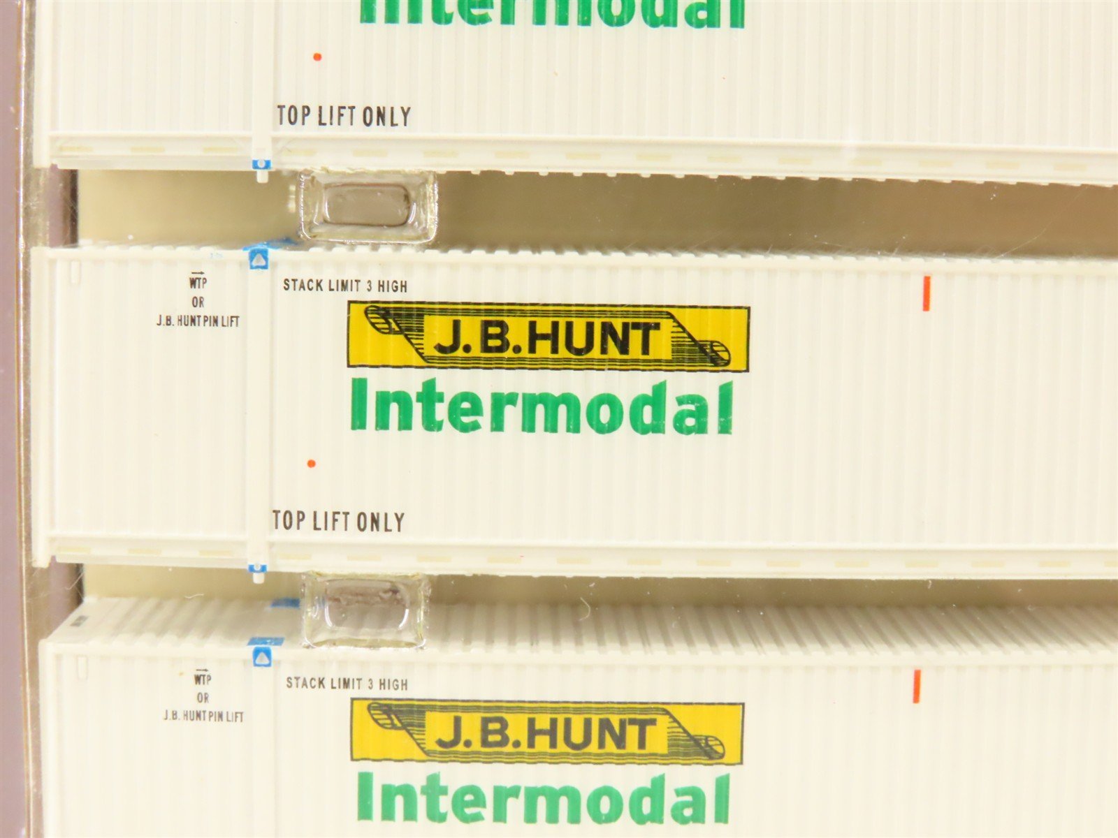 N Scaletrains.com SXT10632 JB Hunt 