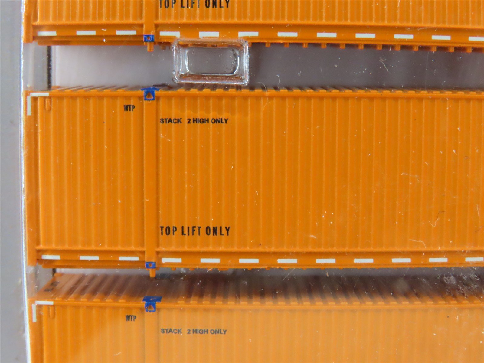 N Scaletrains.com SXT10277 Schneider 53' Container 3-Pack