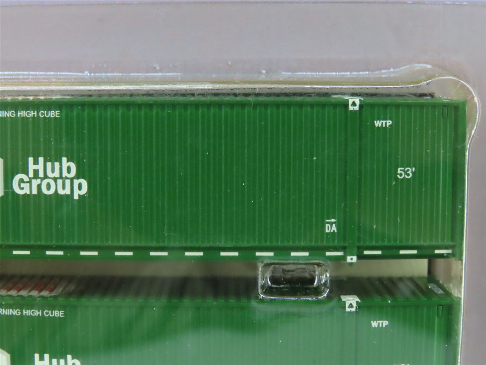 N Scaletrains.com SXT10643 Hub Group 53' Container 3-Pack
