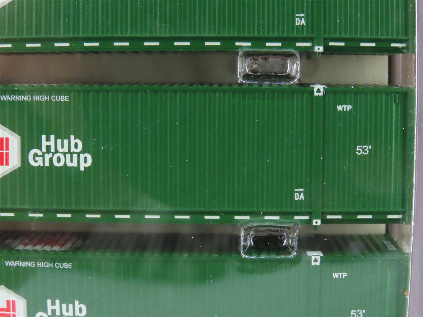 N Scaletrains.com SXT10643 Hub Group 53' Container 3-Pack