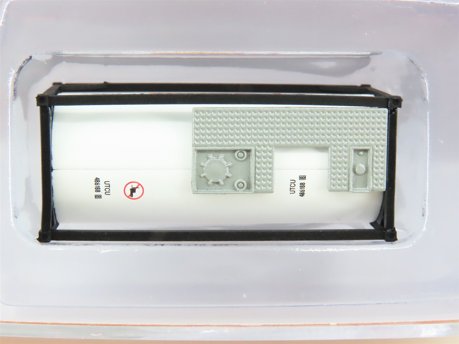 LOT of 4 N Scale JTC Stolt/Geseaco/Sitra 20' Tank Container 2-Packs