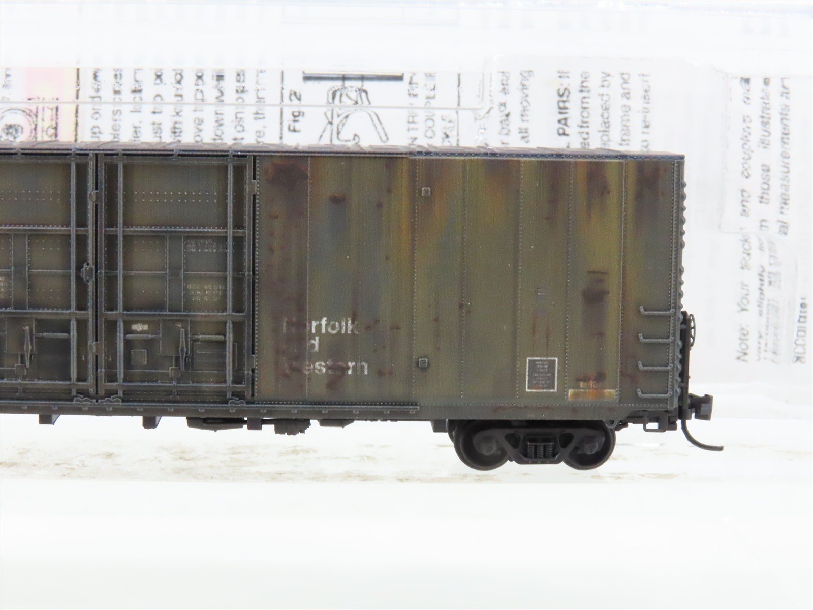 N Micro-Trains MTL 10244040 N&W Norfolk & Western 60' Boxcar #605010 Weathered