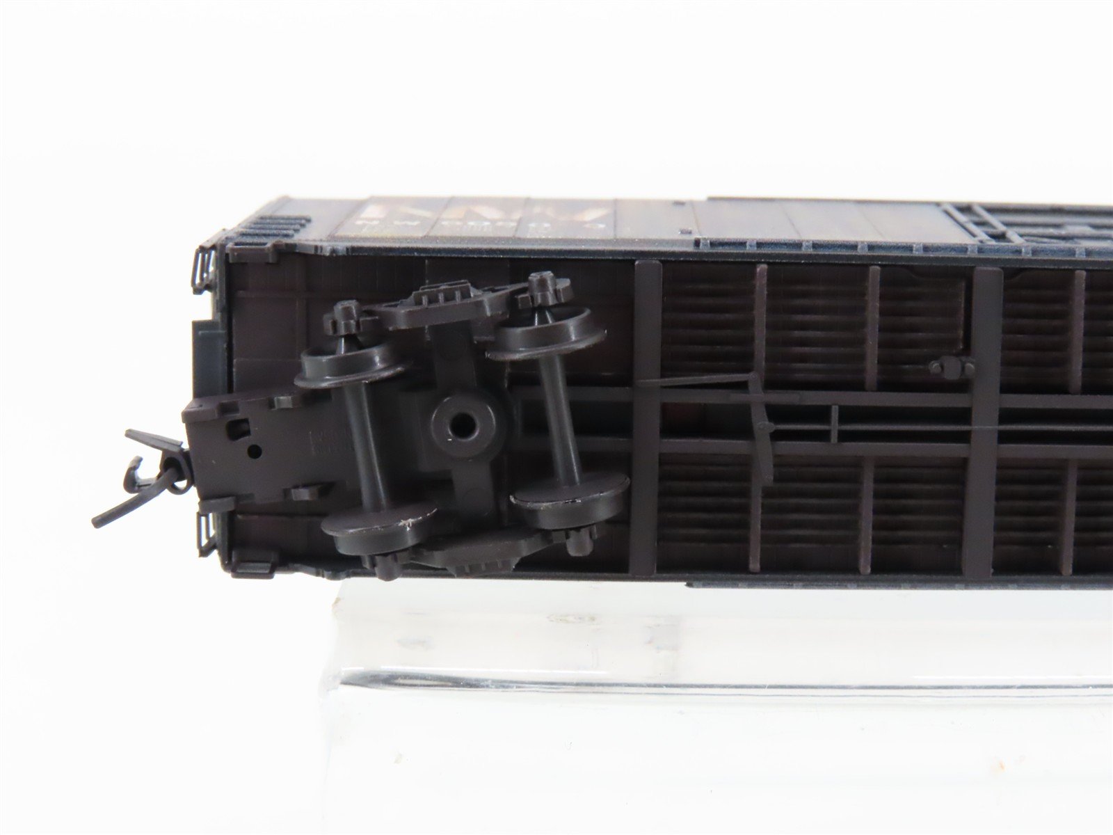 N Micro-Trains MTL 10244040 N&W Norfolk & Western 60' Boxcar #605010 Weathered