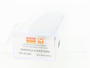 N Micro-Trains MTL 10244040 N&W Norfolk & Western 60' Boxcar #605010 Weathered