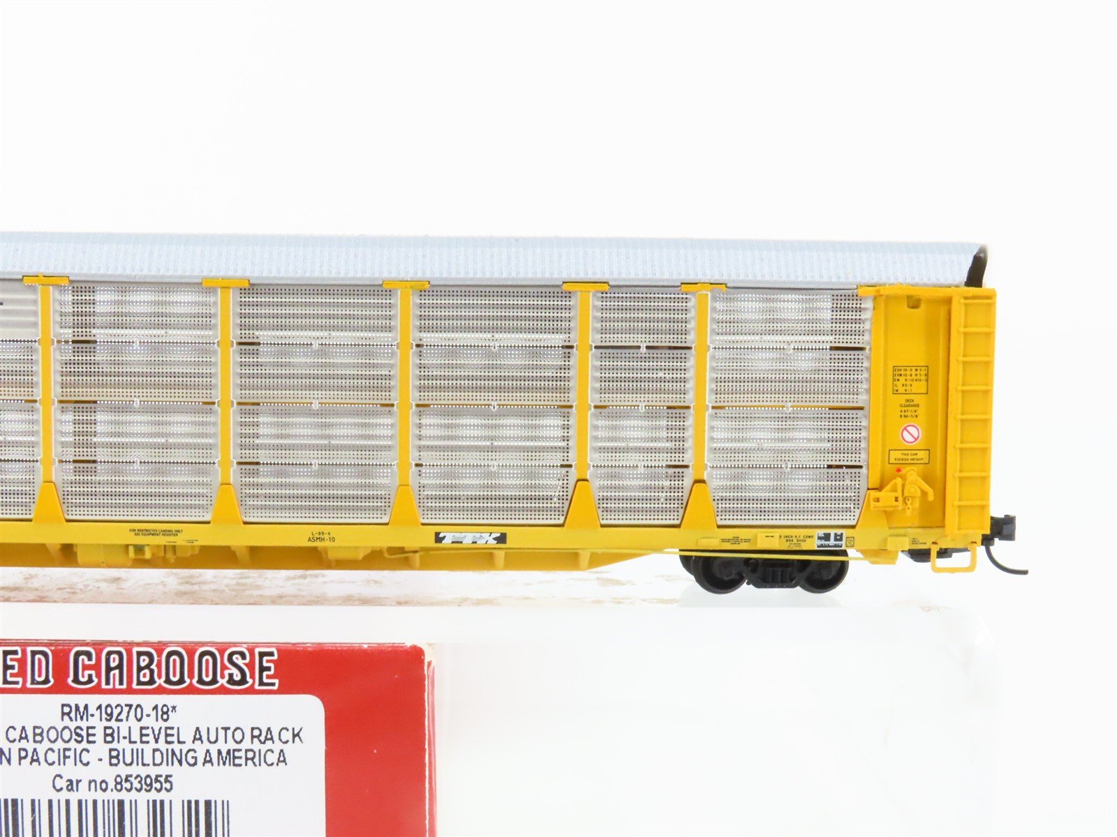 N Scale Red Caboose RM-19270-18 TTGX UP Union Pacific Bi-Level Autorack #853955