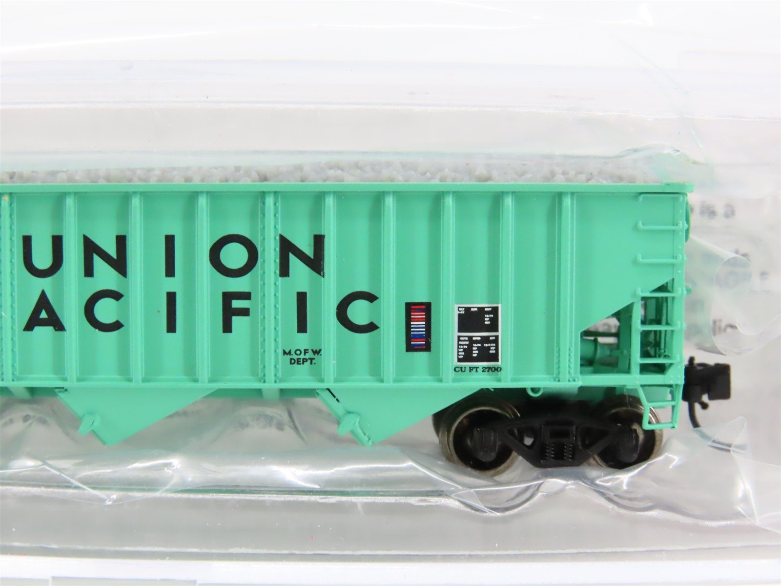 N Bluford Shops NSEBLU15-04 UP Union Pacific MOW 3-Bay Hopper #926069 w/ Load