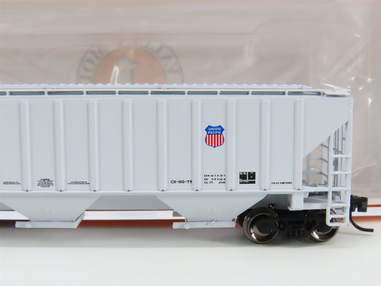 N Fox Valley Models FVM 85210-3 MP (UP) Missouri Pacific 3-Bay Hopper #740043