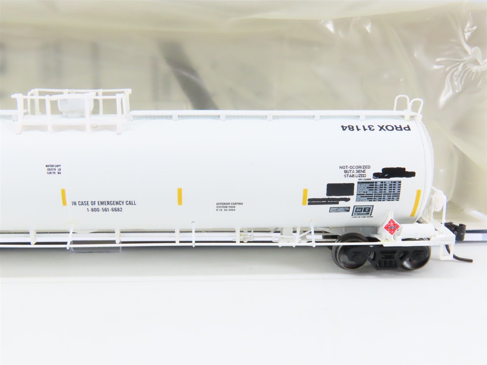 N Scale Athearn ATH23537 PROX Procor UTC 33K LPG Tank Car 