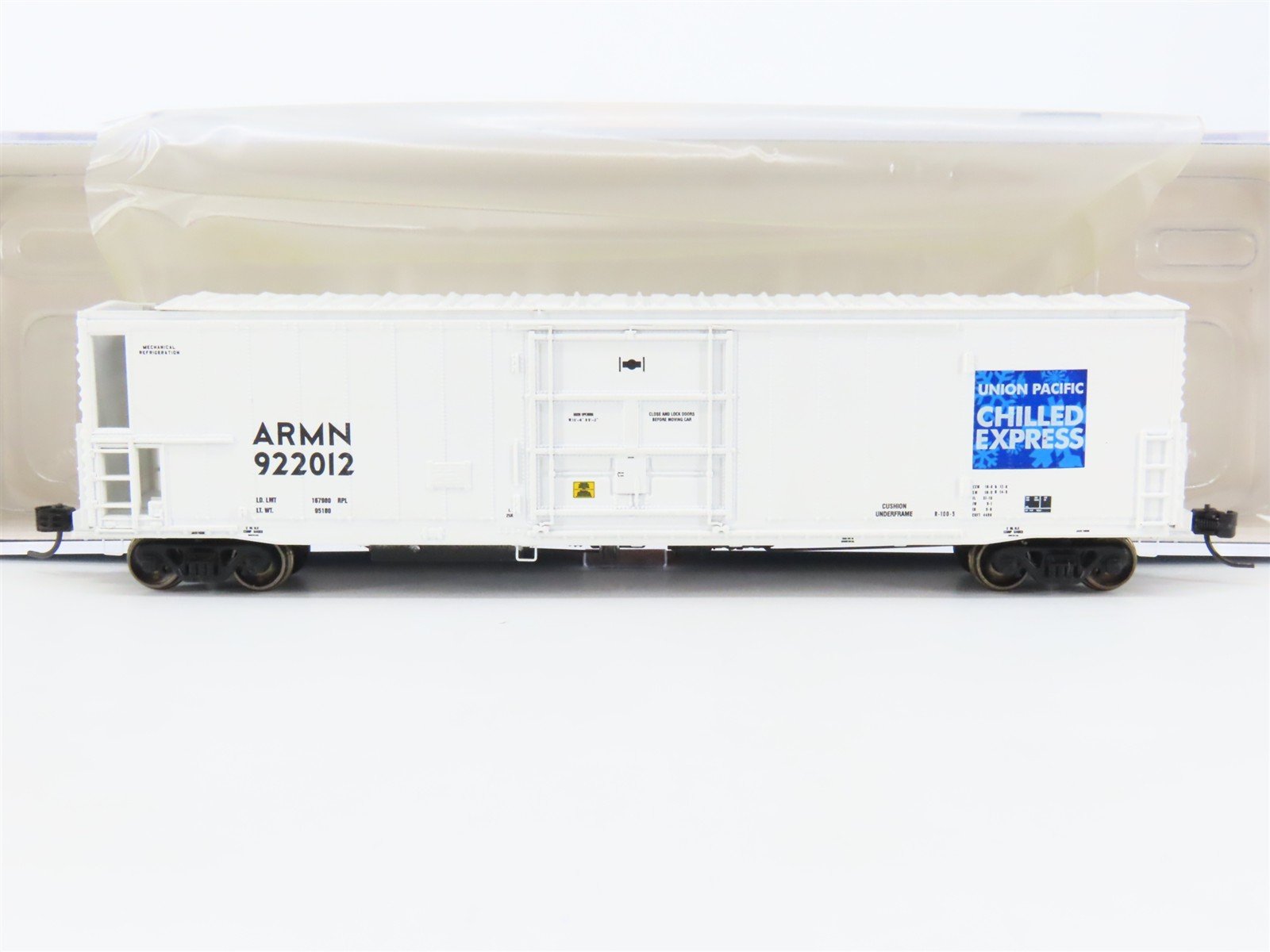 N Athearn ATH24795 ARMN Union Pacific Chilled Express 57' FGE Reefer #922012