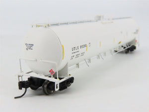 N Scale Athearn ATH23531 UTLX 33K LPG Tank Car 