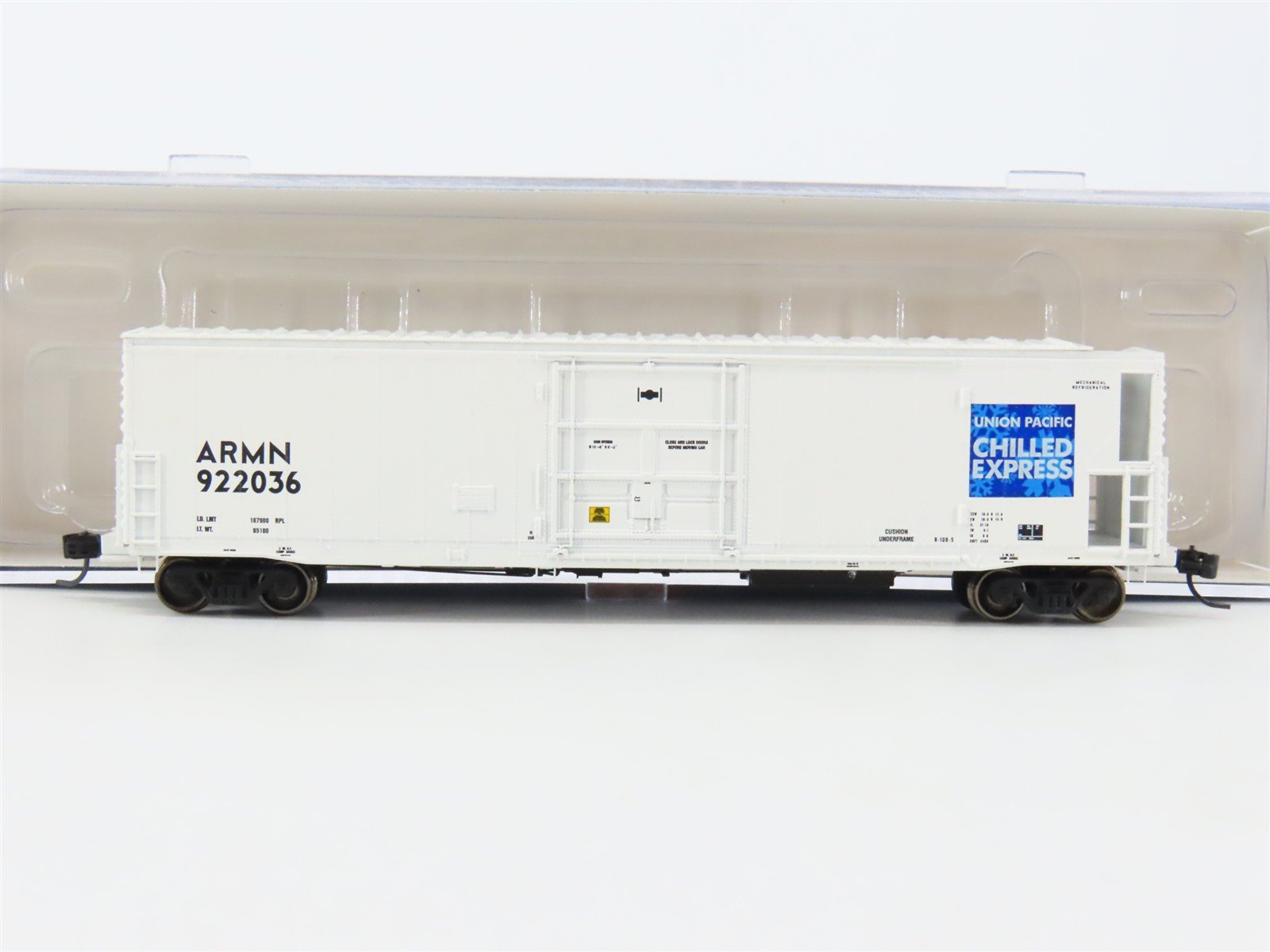 N Athearn ATH24796 ARMN Union Pacific Chilled Express 57' FGE Reefer #922036