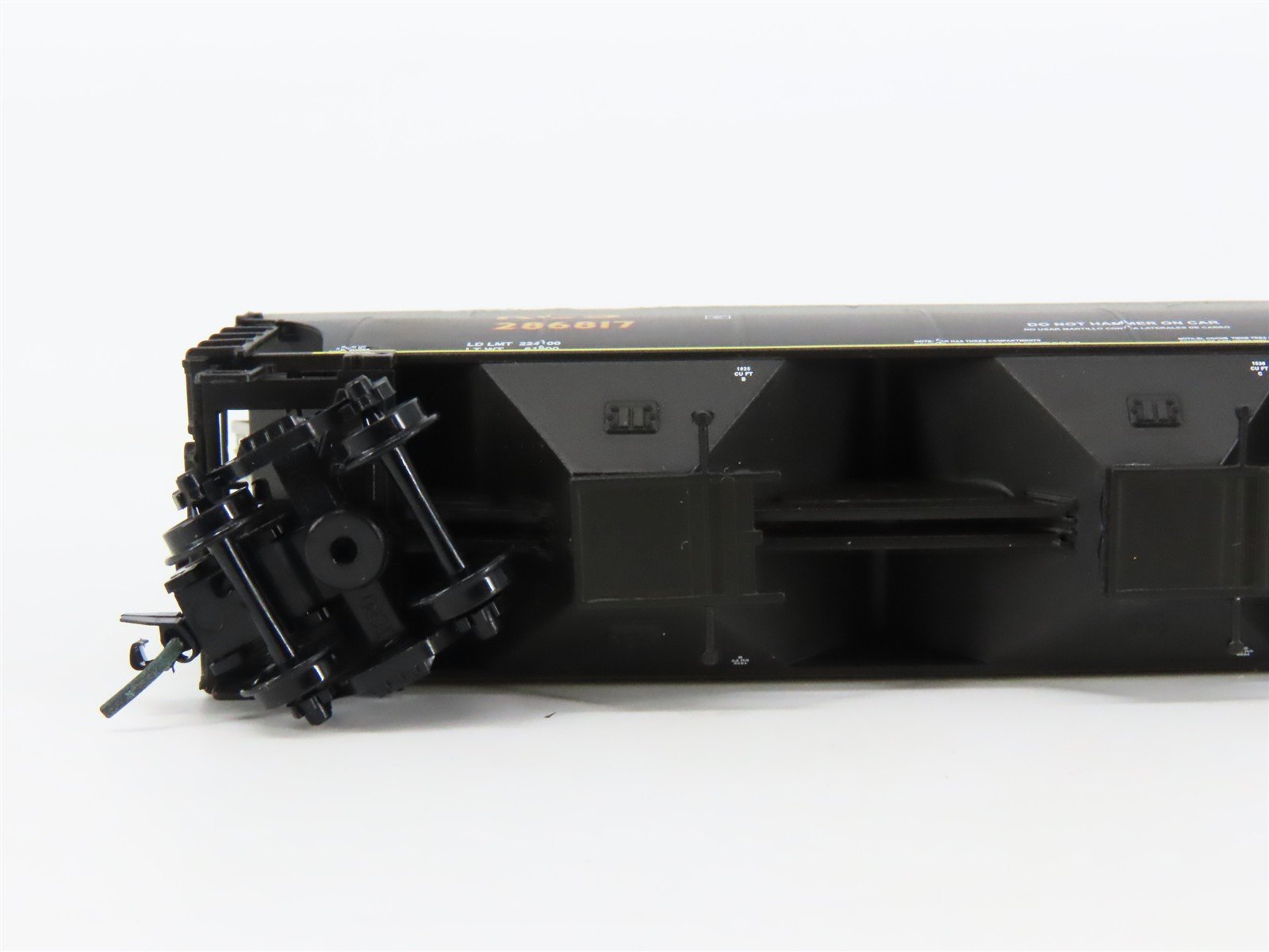 N InterMountain 67237-03 KCS Kansas City Southern 3-Bay Covered Hopper #286817
