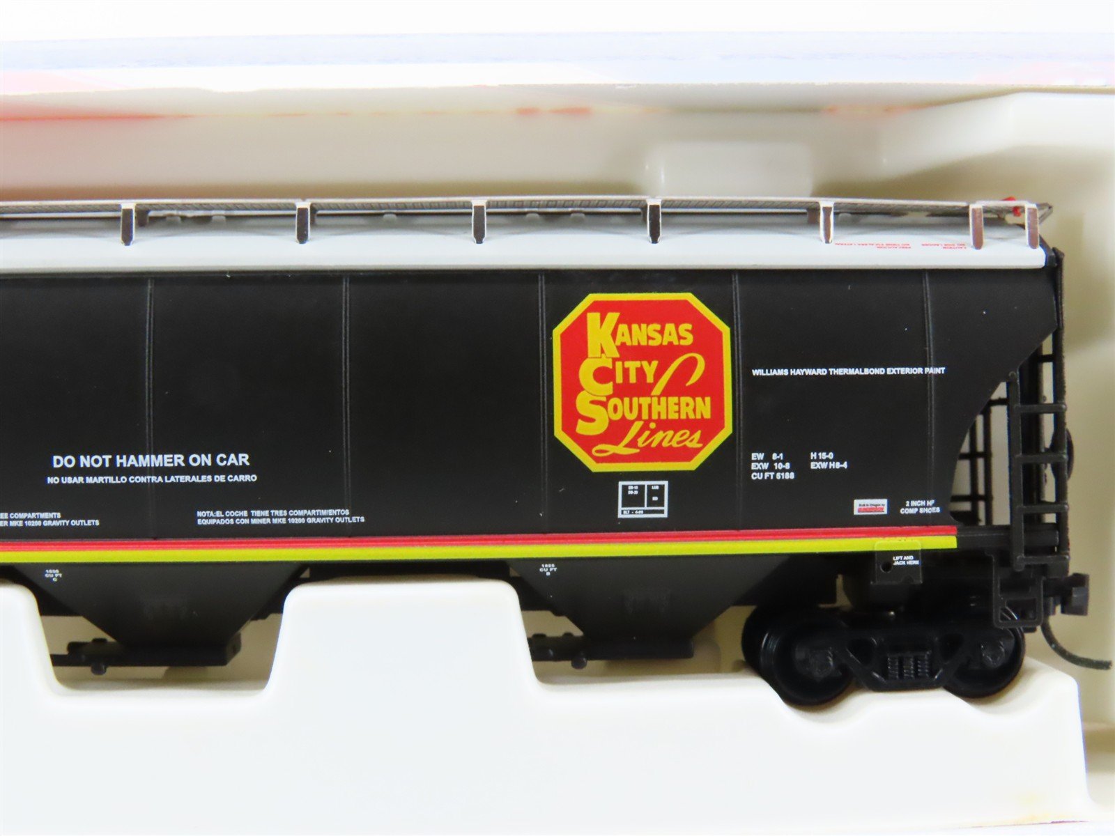 N InterMountain 67237-04 KCS Kansas City Southern 3-Bay Covered Hopper #286829
