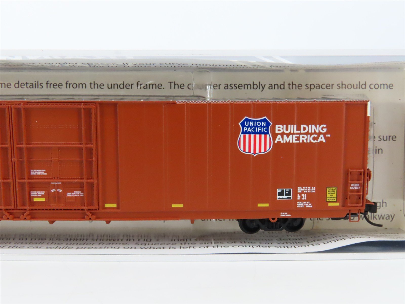 N Scale Trainworx 2907-08 SSW Union Pacific 86' Auto Parts Box Car #68009