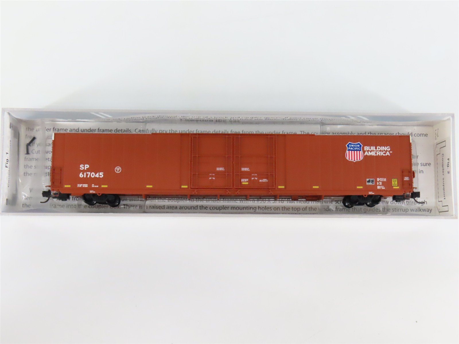 N Scale Trainworx 2907-07 SP UP Union Pacific 86' Auto Parts Box Car #617045