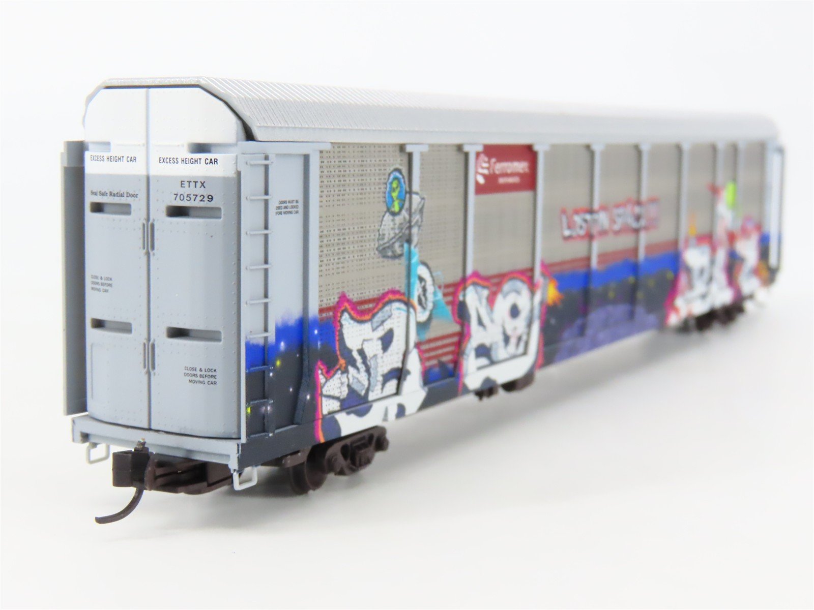 N Micro-Trains MTL 11144290 ETTX Ferromex 89' Tri-Level Auto Rack w/ Graffiti