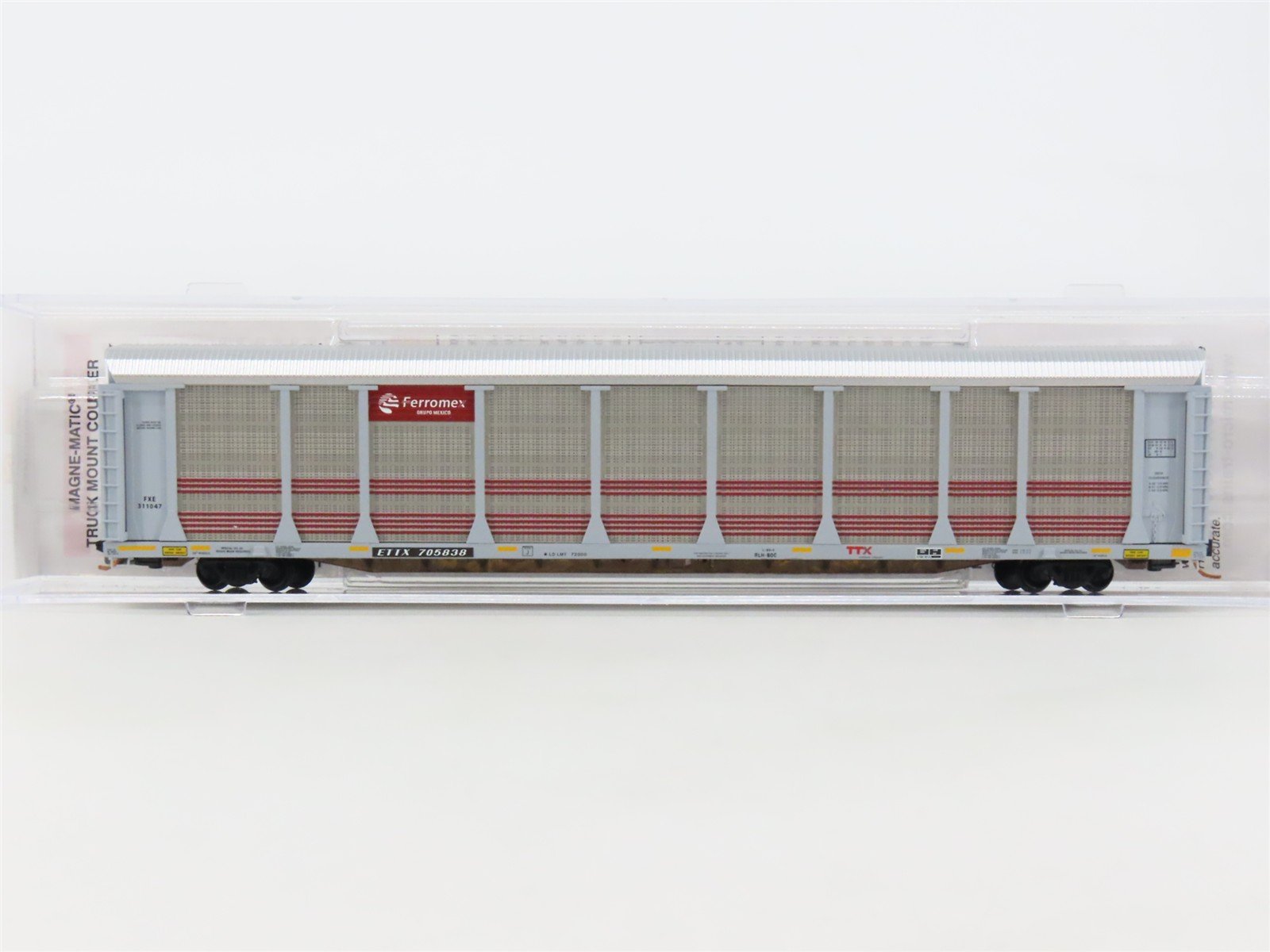 N Micro-Trains MTL 11100290 ETTX Ferromex 89' Tri-Level Closed Auto Rack #705838