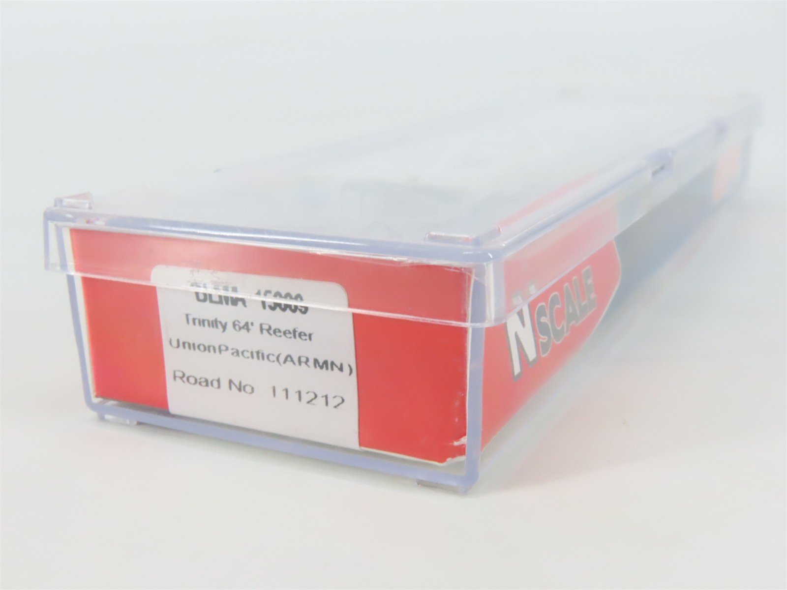 N Scale BLMA Models 15009 ARMN Union Pacific Trinity 64' Modern Reefer #111212