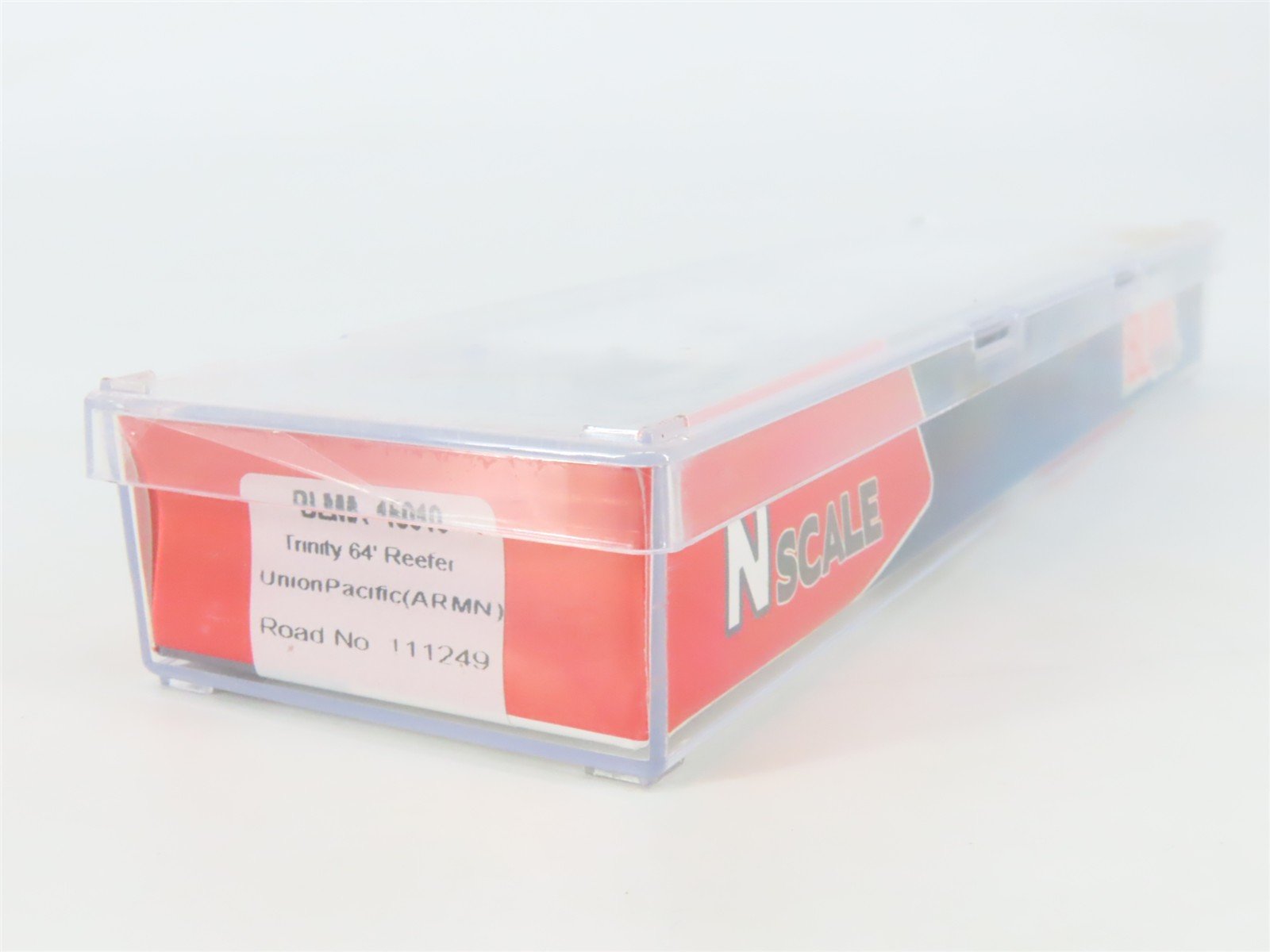 N Scale BLMA Models 15010 ARMN Union Pacific Trinity 64' Modern Reefer #111249
